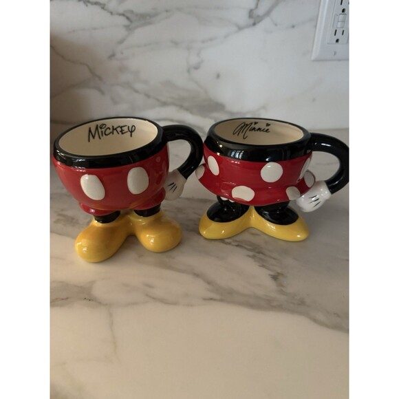 Set of 2 Ceramic Disney Mickey and Minnie Mouse Legs Mugs Coffee Tea - Picture 1 of 5
